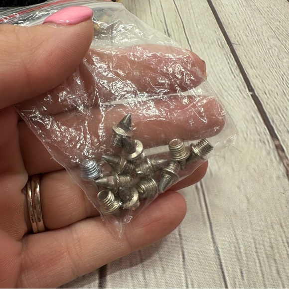 NWOT Under Armour track & field running shoes sz W 12.5 HOVR smoke rider UNISEX - Picture 9 of 9